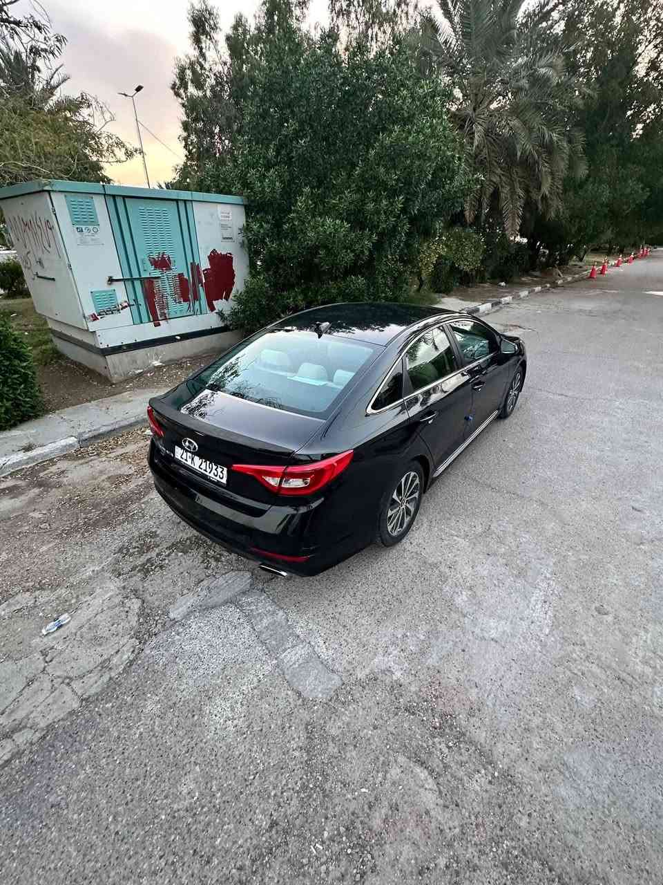 سوناتا 17 وارد امريكي 
حادثه دعامية فقط وجاملغ كلير والصور والسونار منشورة
 نص مواصفات كامره دوارة وشاشة جبيرة داخل بيجي كاملة اي نقص مابيه تخم تاير و ويل سبورت جديد ومشتغل ادامة السيارة الباتري والبلكات والدسكات  وصدر السيارة نضيف وباقي الامور عدسة زنون والمكينة معلاية رقم سليمانية الجديد ل 2030 والسيارة بأسمي 
السعر 125 وبيه مجال بسيط 
ماشية 120 الف
***********
