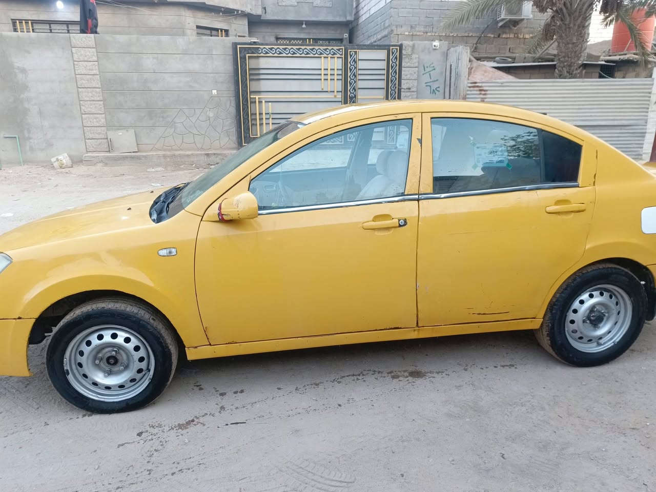 2013 شيري اي 5A للبيع اتصل ***********
