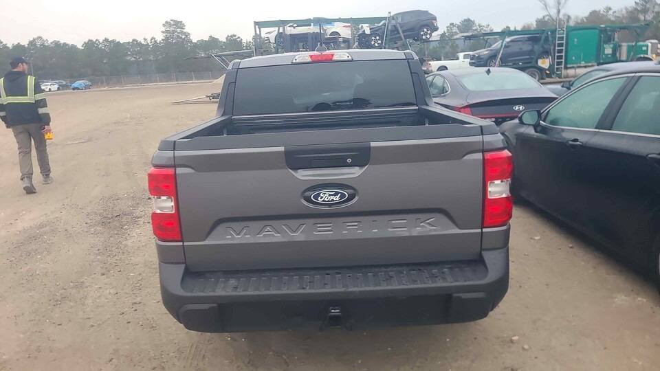 .. سلام عليكم فورد مافرك فول فتحه موديل٢٠٢٥......حادث موضح بل صور  السعر١٤٣$واصل عمان توصل بعد ٢٨يوم ***********
