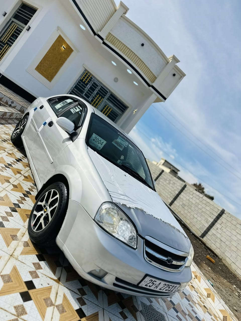 السلام عليكم للبيع وبتراا موديل 2004 محرك شرط كير عادي شرط صدر امامي خلفي جديد تخم تاير جديد سنتر لوك السيارة صبغ حزام جماليه بدون اي حادث شرط رقم كركوك مشروع وطني سنويه الغايه 20230 هزه جديد تجي وتشوف النضفه بعينك تبريد ثلج 🧊 تدفئه نار 🔥 تخم ويل لوك السعر 65 وبيه مجال يرهم مروس حسب القناعه *********** مكاني تكريت
