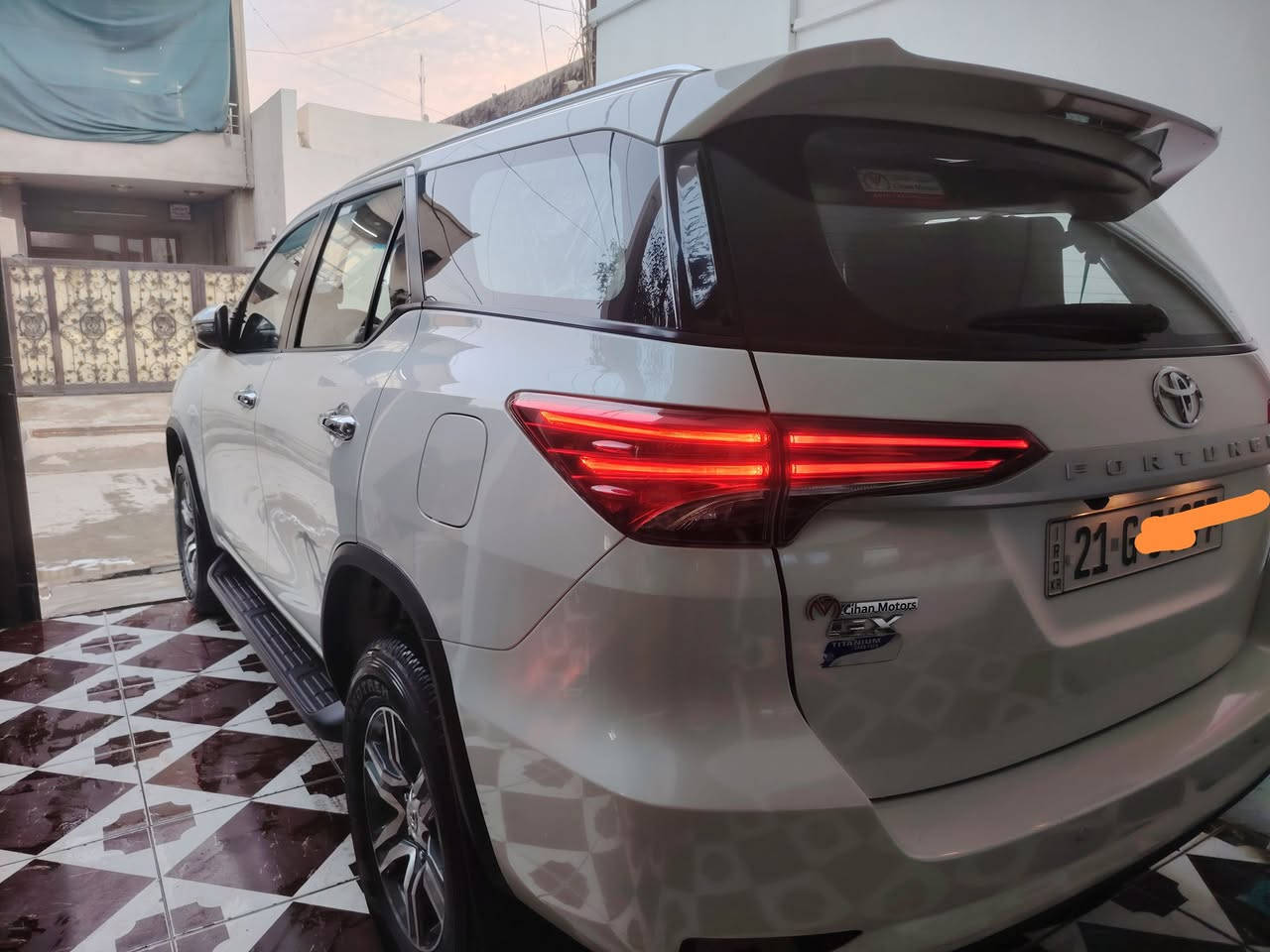 تويوتا فورجنر موديل ٢٠٢١ سفر شريكه جيهان خليجي كلشي مابيها رقم سيلمانيه بسمي ***********
