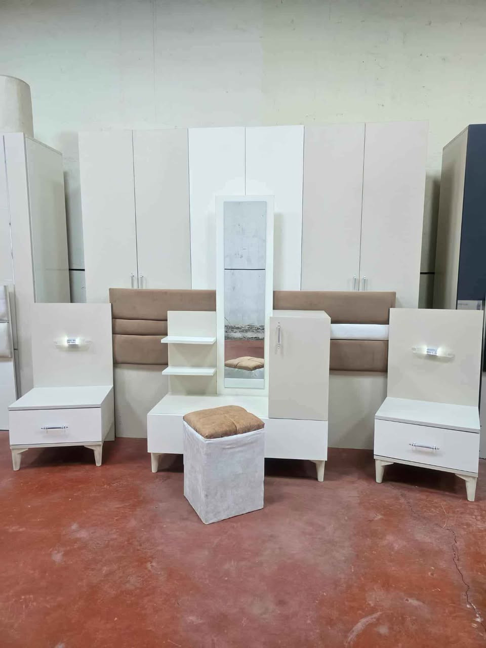 💎🔥 غرفة تركي مستخدم – 6قطع كاملة 💎
💯 نظافه 95% |  نظام أبواب مرتبه 
💸 السعر: 500 قفل
🪛 شد مجاني + 🚚 نقل مجاني داخل بغداد 
#يوجد.انواع الغرف خاص بغداد, العراق


**إذا كنت صاحب هذا الإعلان وتريد حذفه لأي سبب، رجاءا أرسل رسالة إلى الدعم الفني**