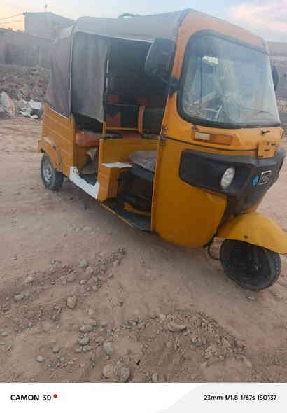 السلام عليكم 
تكتك للبيع موديل 20 شهر 7 اوراق كامله نقص قرص 
اعيد النشر بسبب الوعود الكاذبه للسعر 3750 وبيها مجال 
كوت حي الجهاد ***********
