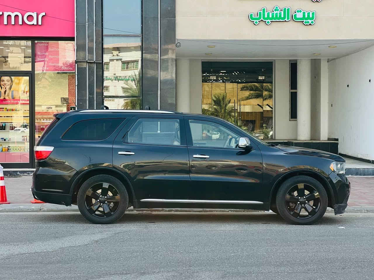 دورنكو  مديل 2013 ب اسمي سعر 148 قابل للتفاوض الاستفسار اتصل *********** كلين بدون حادث بدون أرباك كفاله عامه ضربه وصبغ وتبديل مواصفات GT فتحه سقف بصمه تشغيل بصمه أبواب كشنات كهربائي شاشه بلسقف كشنات تدفئه تبريد شاشه كبيره كامره خلفيه تحكم سترين حساسات امامي وخلفي 7 راكب 3 قطع تبريد حداديه جديده تخم تاير جديد رقم بغداد ب اسمي نكليزي سنويه ل 29 مكان سياره كربلاء
