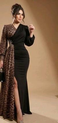 فستان مناسبات غير ملبوس سعره 25