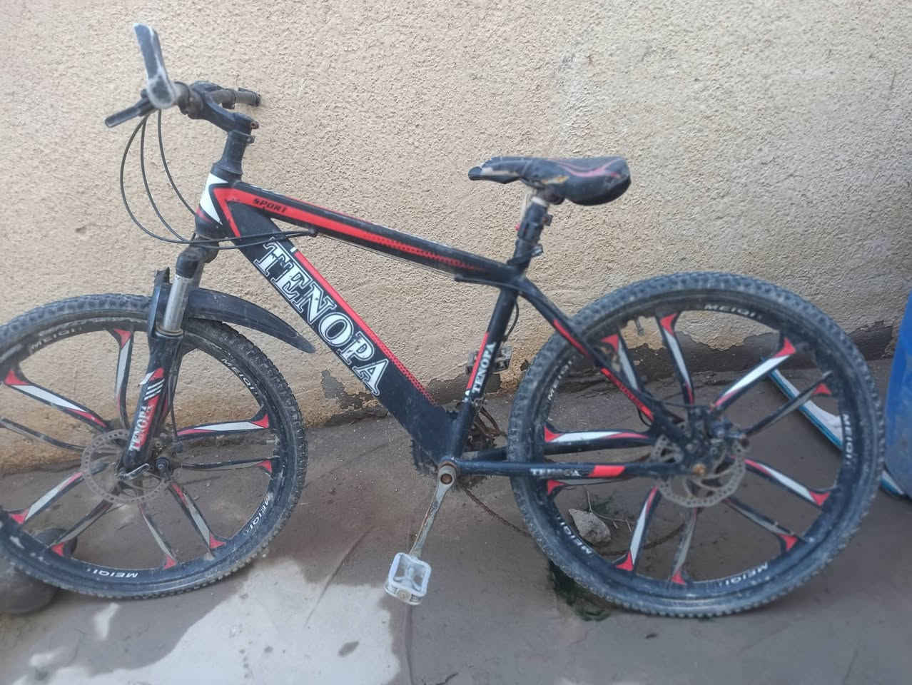 السلام عليكم بايسكل للبيع سعر خاص /***********
