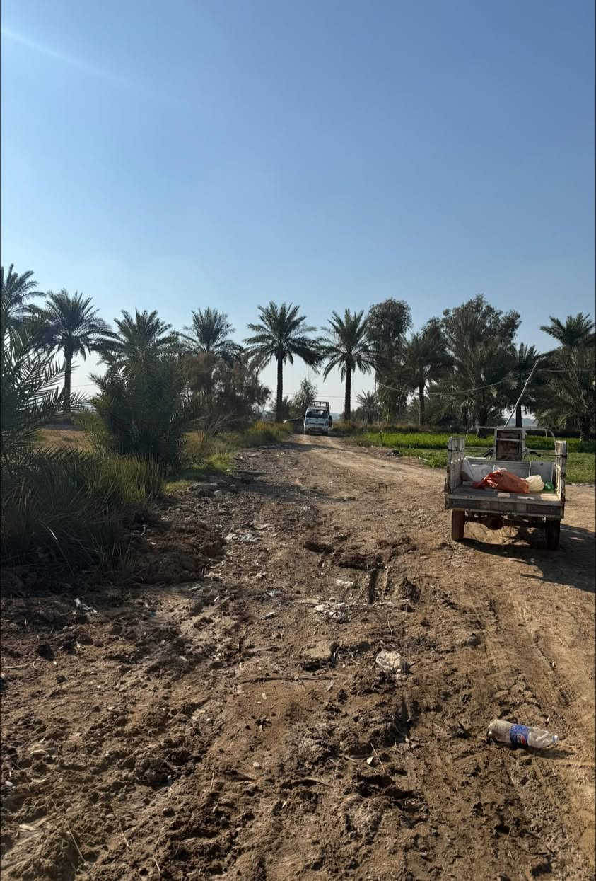 سلام عليكم
دونم للبيع تقاطع السادة
يرهم مزرعة او استثمار
وجه ٤٠ نزال ٦٢
للاستفسار
***********
***********
