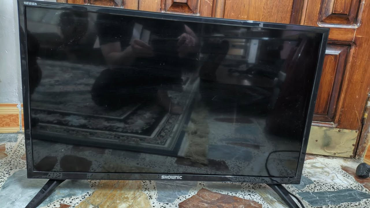 بلي 4 سلم اوربي للبيع نظيف جداً مع الشاشة ٣٢ بوصة
بلي 4 سلم اوربي للبيع نظيف جداً 
ذاكره 500Gb
نظام 11.50 يعني تكدر تهكره وتلعب مرتاح 
كيبلات كامله و جوستك عدد ٢ اصليات مو باله
وشاشه ويا هم شونك شغاله و حجم ٣٢ بوصة

السعر 325 الف دينار ( البلي كامل + الشاشة ) 
مكاني بغداد الطالبية 
***********
