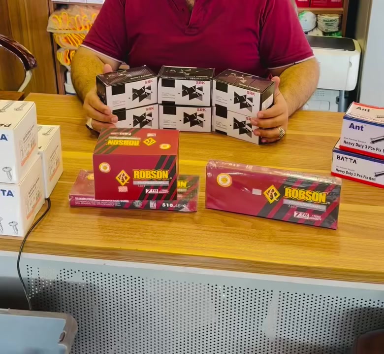 مجمع البركة لتجارة الحديد الصناعي والعدد اليدوية 

براغي اسعار خيال 
للاستفسار ***********
