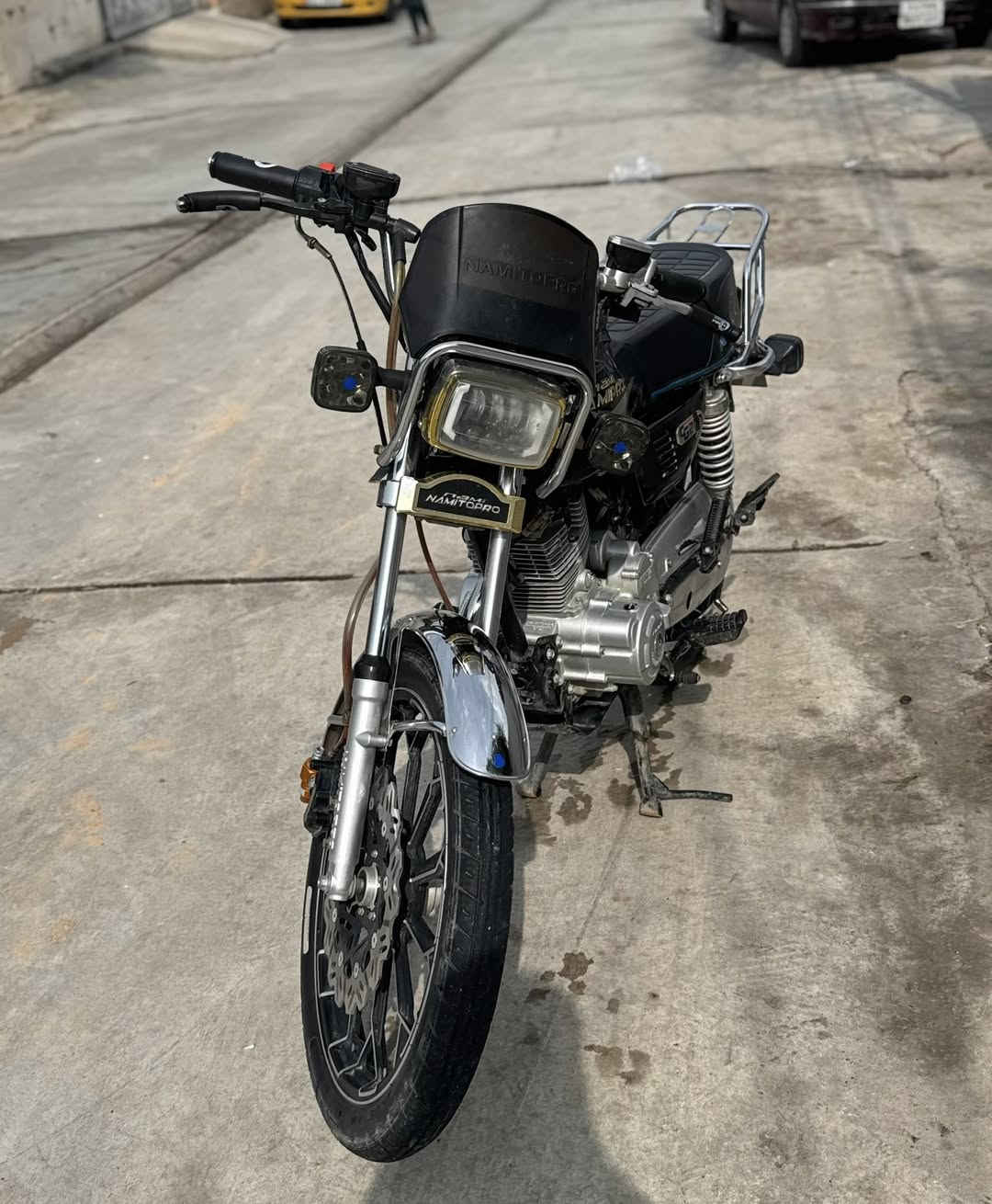 ماطور موديل ٢٥اوراق شرط مكينه ممفتوح مكينه ٢٠٠cc شرط شلعه معدل  سعره ٧٠٠ بي مجال  مكاني خانقين ***********
