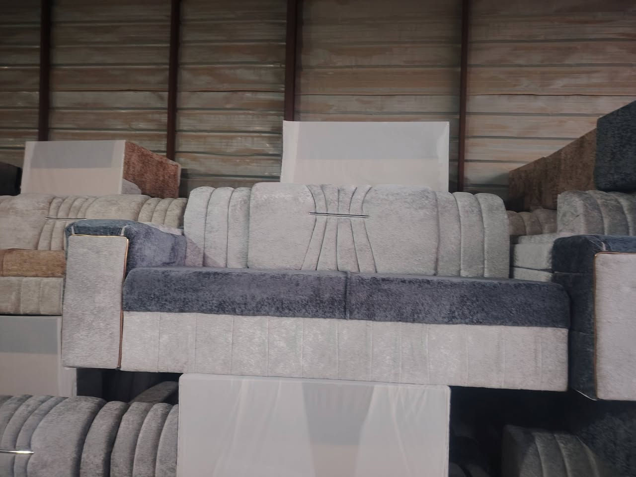 تعلن معرض علي الزهيري
عن تخفيض اسعار الدواوين والتخومه اسعار تنافسيه جمله ومفرد عن موصفات عاليه
 بلوك اسود مربع 
 قماش درجة اولي تركي خولي 
الاسفنج مميز اول 10سنيم  ضمان 
مجمع  علي الزهيري ***********
بأدارة علي الزهيري   معرض علي الزهيري 
عن تخفيض اسعار الدواوين والتخومه اسعار تنافسيه جمله ومفرد عن موصفات عاليه
 بلوك اسود مربع شرط فحص تفتح قماش شوف هيكل بعنك  %/425 ابو فراش
