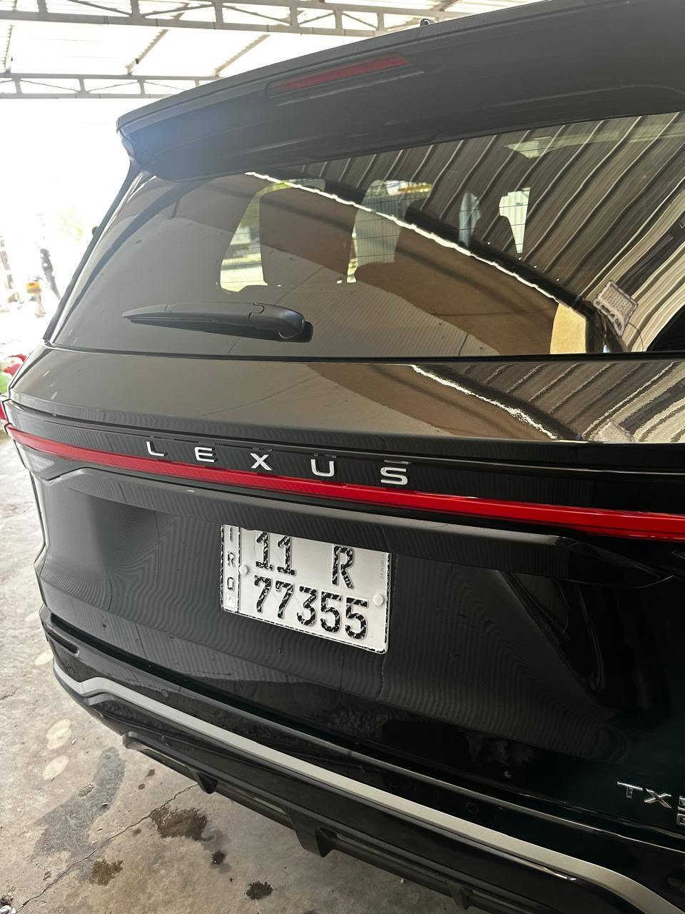السلام عليكم...
لكزز
 TX 500 موديل 2024 لون اسود صبغ دعامية امامية  فقط ماشية 16 الف ميل
موديل 24
محرك تيربو  2400 هايبرد سيارة صاروخ وعائلية بنفس الوقت اقتصادية
ترهم مراوس ويه لاندكروزر حديث
  السيارة بأسمي تحويل مباشر وعليها رقم مميز    
للاستفسار
***********
