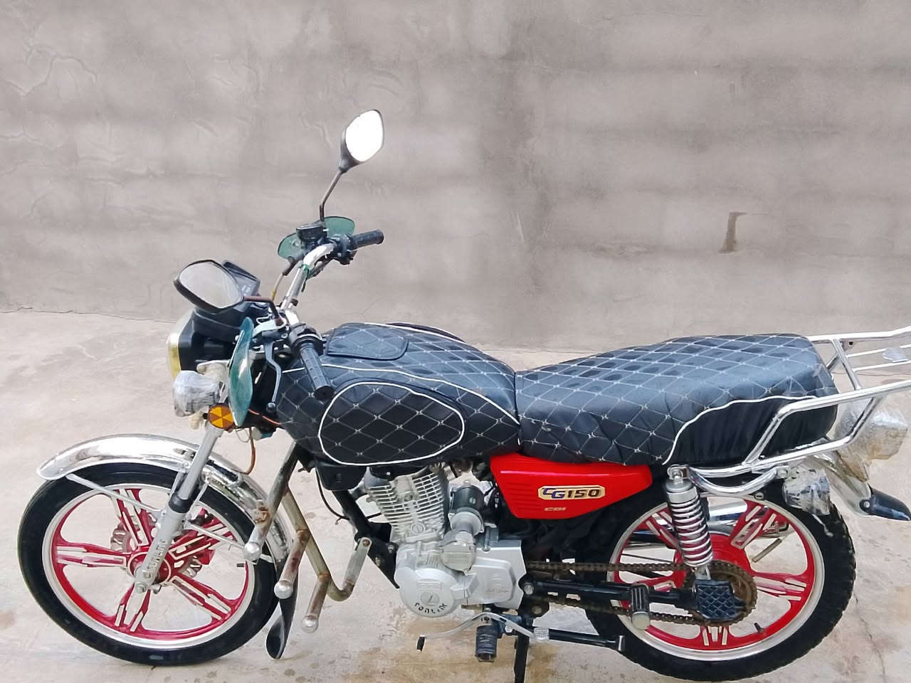 سلام عليكم دراجه سونك سيفوان موديل 2023 دراجه جديده ومرتبه اني مكلف بلنشر راعيها محافض عليها  محدث بيه 2025  المكان /ديالئ ـ المقدايه ـ قريه العواشق /الاتصال علئ الرقم *********** السعر 600وبي مجال
