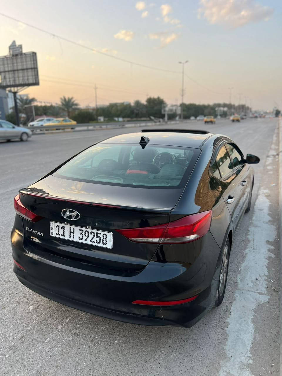 النترا 2018 سياره فول لمتدد
حادثهه تبديل جاملغ وبنيد نفس اللون
مكينه كير كفاله 2000 دوش
بصمه
فتحه
كشنات كهرباء
شاشه ذكيه ابل كار بلي
دخول ذكي وبصمه
مكينه كير صدر حداديه كفاله 
رقم بغداد الدولي الجديد باسمي تحويل مباشر
السعر 129
بغداد المعالف للاتصال *********** بغداد, العراق
