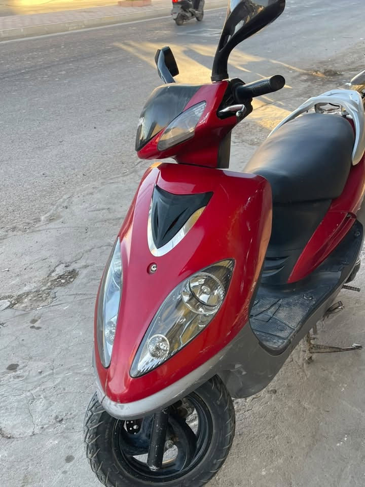 للبيع
ماطور سايم ابو عيون 
مسجل سنوية باقي فقط استلام لوحات 
سعرة 550 للأستفسار ***********
