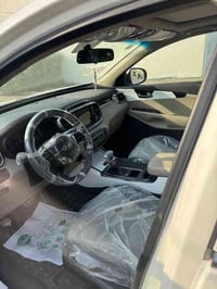 كيا سورنتو للبيع الموديل 2020  المواصفات مكينه 6 سلندر(3500) كير 8 سرع...