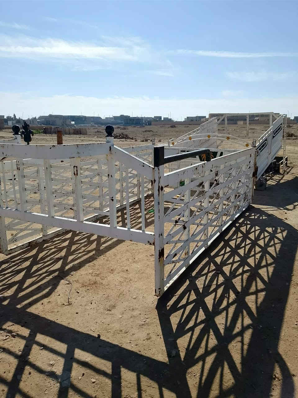 بسم الله
محجل كيه البيع  السعر 350

***********
