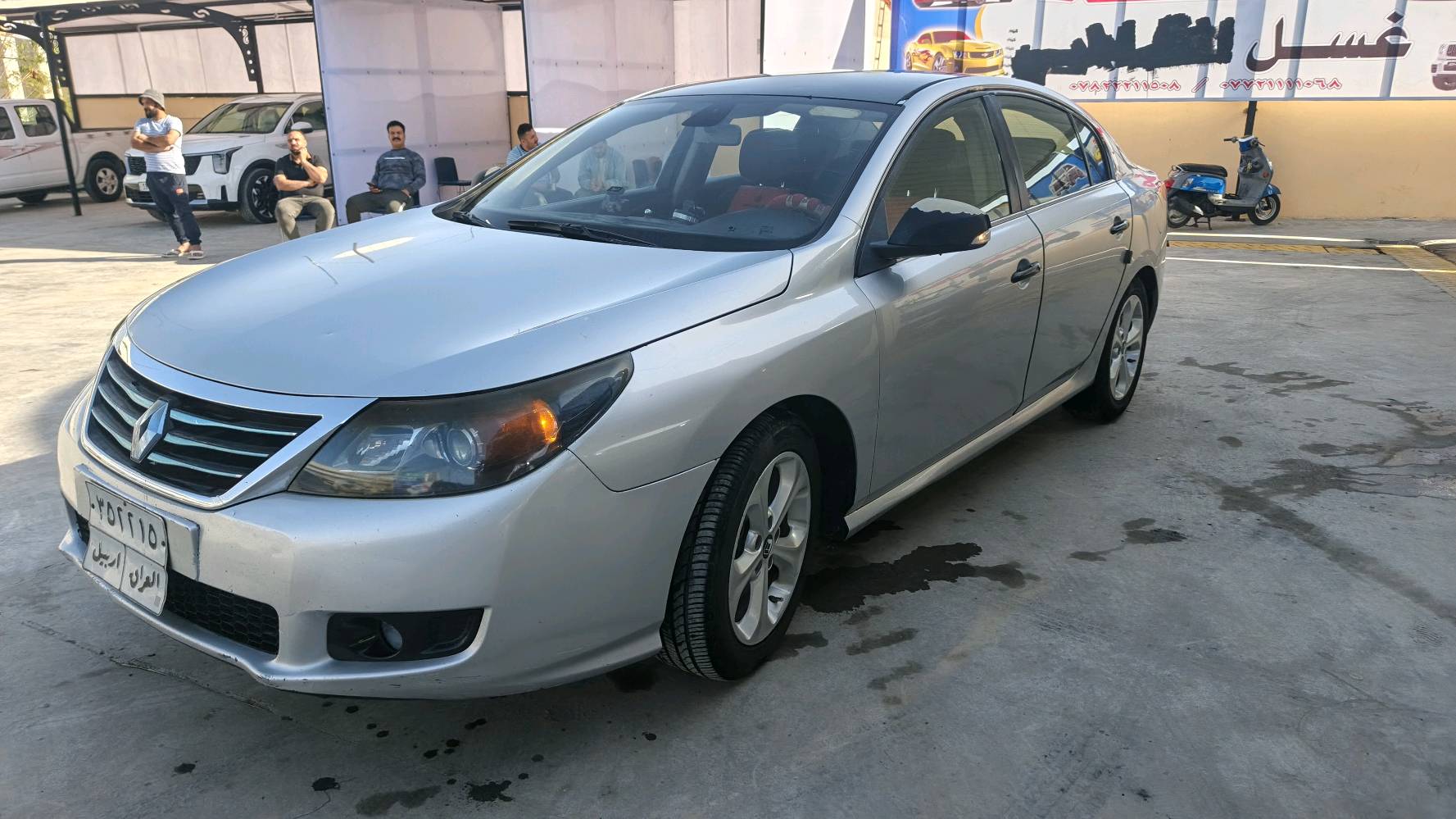 🚗 رينولت سافران 2012 للبيع
( رينو سافران )
📌 المواصفات:

اللون الخارجي: سيلفر ✨
اللون الداخلي: أسود
4 سلندر
گير أوتوماتيك
تشغيل بصمة
مثبت سرعة + محدد سرعة
رقم أربيل
السيارة وكالة باسم صاحبها

📌 الحالة:
لا تحتوي على أي حادث ❌
صبغ بارد بسيط مع جرد خفيف
المحرك والقير بحالة ممتازة ✔️
لا تحتاج أي مصاريف

📍 الموقع:
المالك موجود في أربيل
وكالة باسم البائع 
السيارة حالياً في بابل – الحلة

💰 السعر المطلوب: 80 ورقة (قابل للنقاش للجادين)

📞 للتواصل: ***********
متوفر واتساب أيضاً
