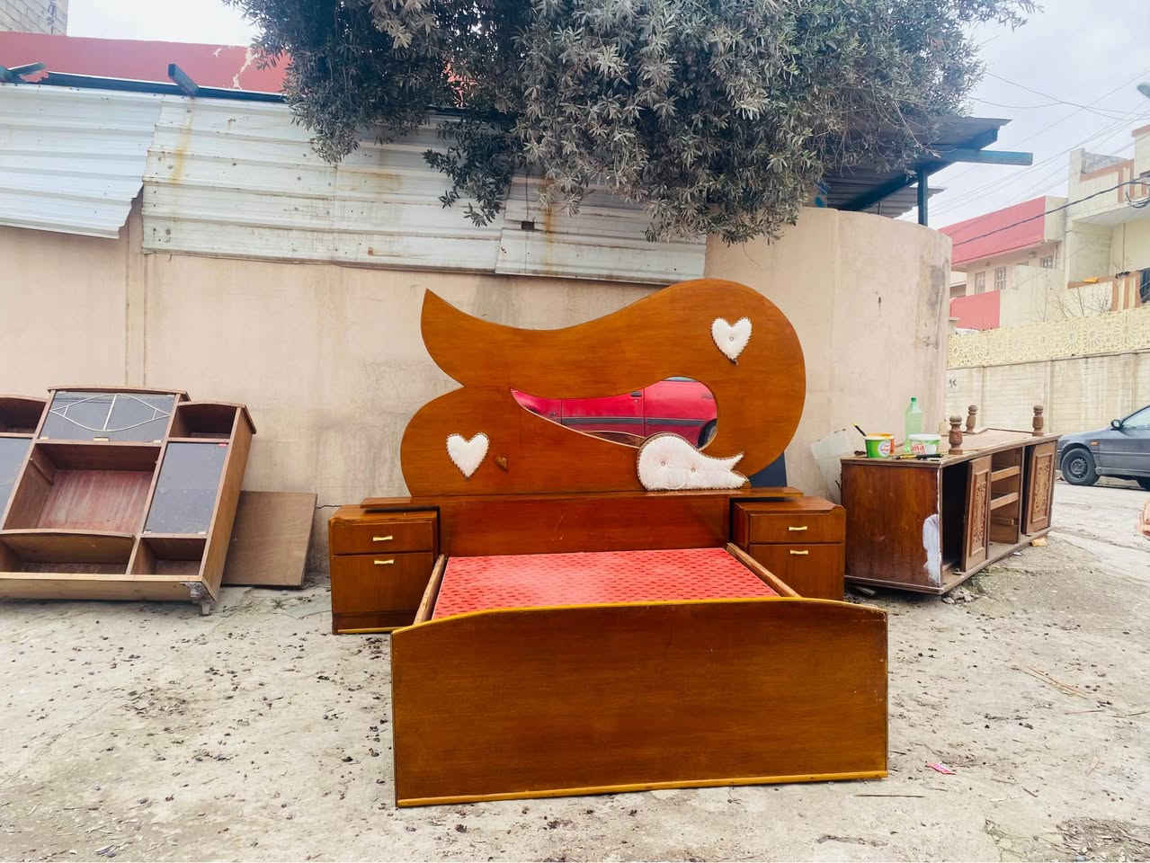 تخت وزاويه نظيفات حيل السعر ٨٠ للاستفسار *********** موصل, نينوى
