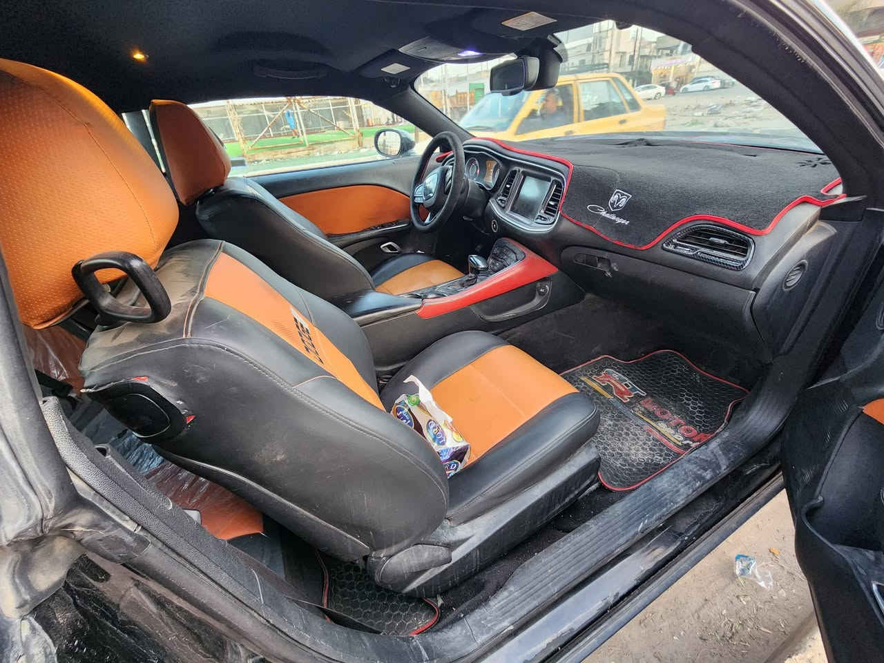 السلام عليكم جالنجر موديل ٢٠١٥ بسمي مكاني بغداد بجم كبس بدون شاصي ولغد ماشيه ١٤٥ كيلو لون اسود ويل وتاير جدد حجم ١٨ باتري جديد دسكات تخم جديد مكينه وكير ممفتوح شاشه كبيره سستم فايبر كاربون داخل وخارج مابيه اي تبديل سياره حادث حلو جانبي صفحه سايق دواخل نضيفه سياره مال جناي ايرباك برده واحد فقط رقمي *********** بغداد حي العدل او الحريه بسمي
