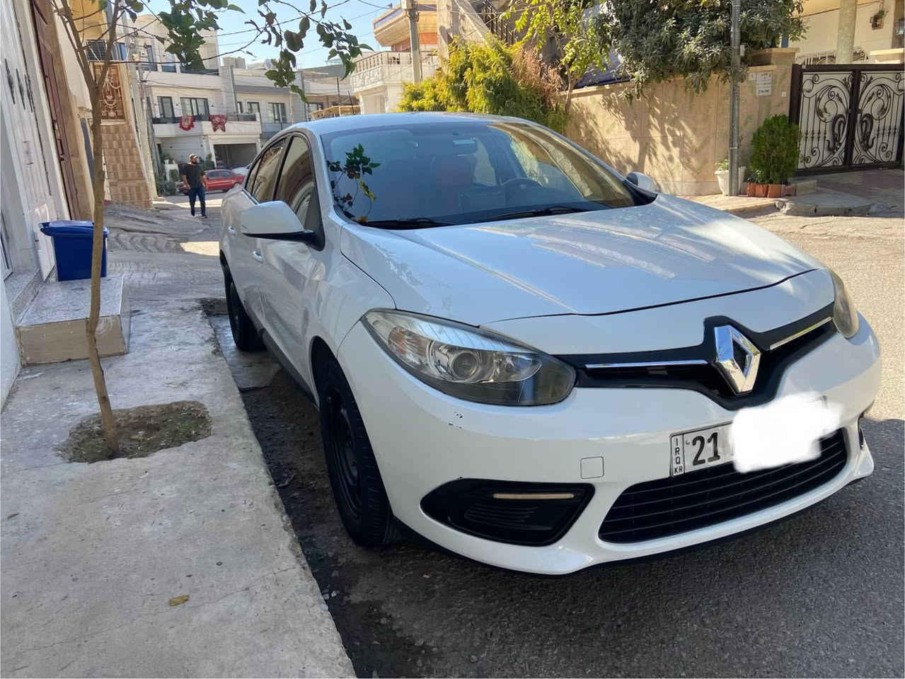 renault fluence 2016
ڕینۆی فلۆنس ٢٠١٦ سفری ئێرە 
گێڕ و مەکینەی بەشەرتی فەحس 
مەکینەی نەکراوەتەوە 
بەناوی خۆمانەوەیە
سەیارەکە ٩٩ هەزار ڕۆشتوە 
بەس دەعامی پێشەوەی گۆڕدراوە 
مواسەفات:
لایت لید بلاجیکتۆر لید  
لایت عەدەسە
ئاوێنە ئیشارەت 
حاسە 
٤ جام ئۆتۆ 
سنوق بەسمە 
٥ کەلە
عەلامات گەورە 
سەیارەکە هی مەعرەز نیەو هی دەستی خۆمانە 
کوشنو قاعی تێ گیراوە 
سیعری : 102$ گەڵا Singapore


**إذا كنت صاحب هذا الإعلان وتريد حذفه لأي سبب، رجاءا أرسل رسالة إلى الدعم الفني**