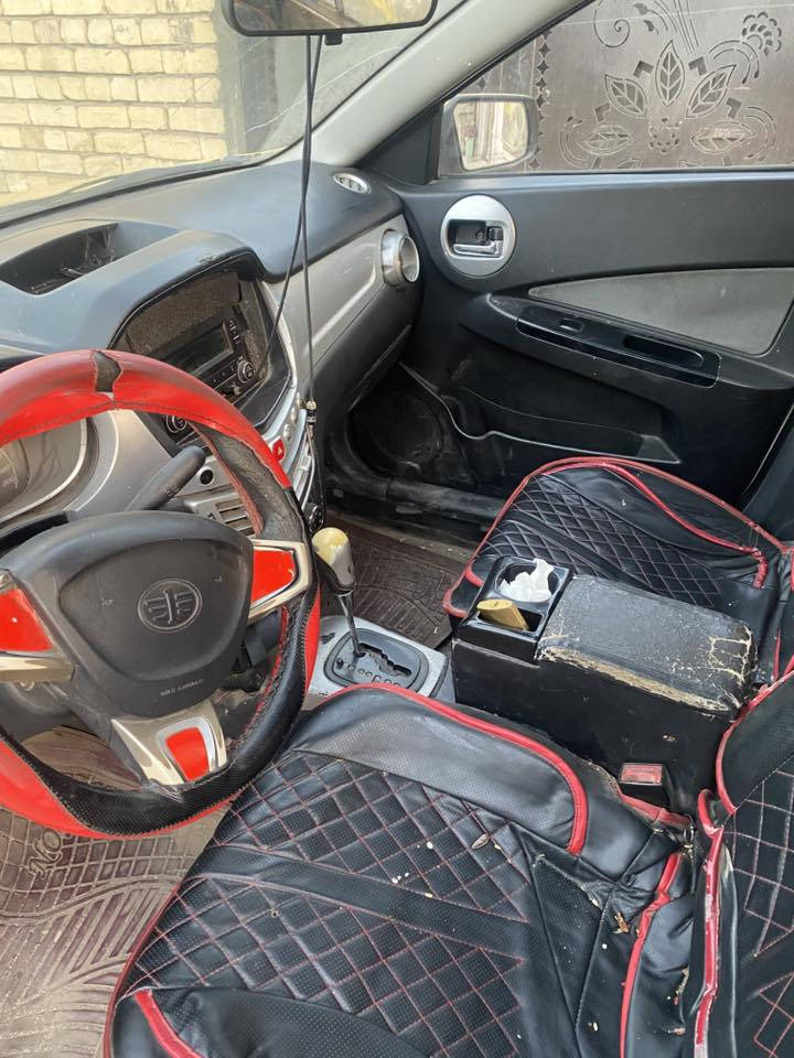 سيارة view 2015 ‏جيرو محرك كوريلا ‏سعر 26 ورقة ‏بي خلل القير  مكان بغداد  سنوية باسمي


**إذا كنت صاحب هذا الإعلان وتريد حذفه لأي سبب، رجاءا أرسل رسالة إلى الدعم الفني**