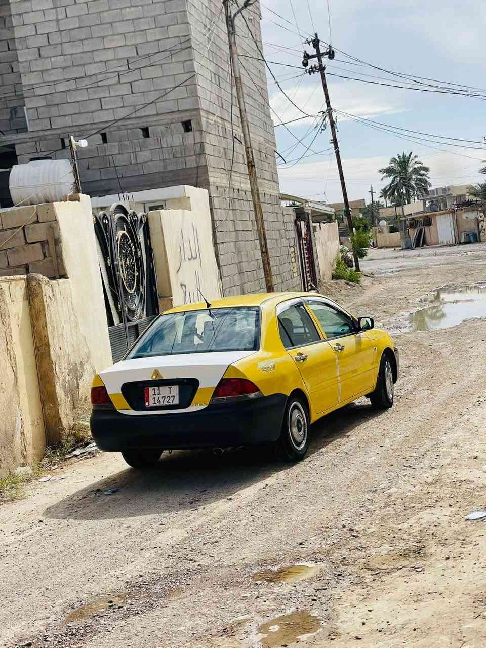 السلام عليكم لانسر للبيع سياره بدون ضراب بس لهلات فقط لباقي مكفول من صبغ أو ضراب مكان ديالئ سراجق رقم الهاتف *********** السعر 75 بي مجال تايرات جديدات تبريد شغال مابيهه نقص
