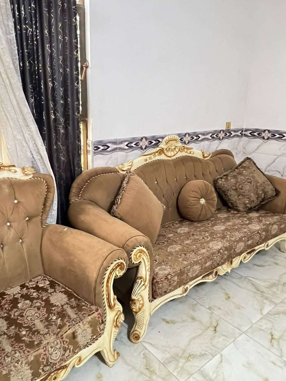 الي يدور شي مرتب وضخم هذا تخم قنفات ملكي ابو التاج ضخم 💪💪 تسكَام ١٠ نفرات مع كوشات شي مرتب السعر ٤٥٠ الشراي يجي خاص مكان نجف النجف, العراق


**إذا كنت صاحب هذا الإعلان وتريد حذفه لأي سبب، رجاءا أرسل رسالة إلى الدعم الفني**