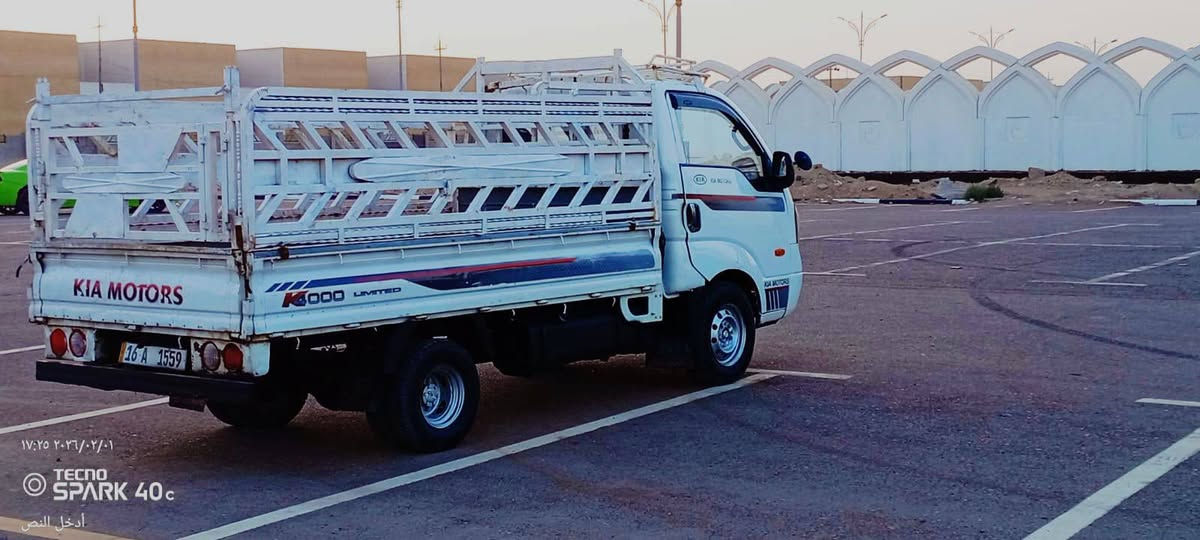 سلام عليكم كيه معروضة للبيع موديل 2006 سياره مكفوله كفاله عامه مكينه وكير جدد تخم تاير جديد مال جناي السياره ما ناقصها شي  محجر تسكام سعر سياره 78 وبيها مجال مكلف بل نشر رقم صاحب السياره يمك  ‏‪***********‬‏ مكان السياره كربلاء
