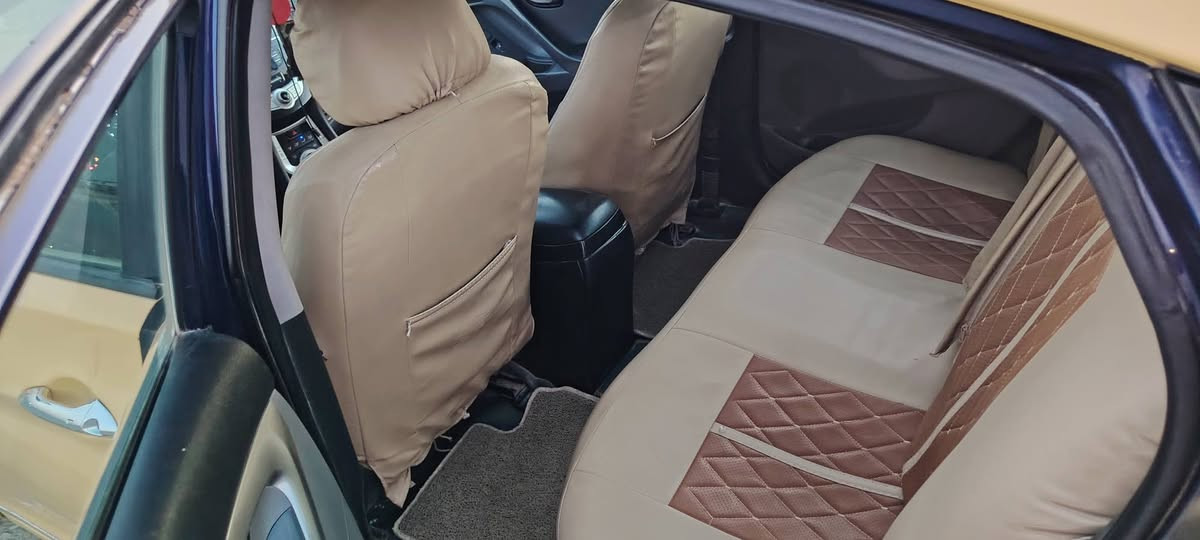 السلام عليكم سيارة لنتره موديل 12وارد أمريكي  تخم تاير وره وكدام هيئه وغرامات مصفره سنويه جديده رقم بغداد بيها ضربه بجنطه تحتوي على منضومه غاز بسمي وتحويل ثاني يوم  سعر 92 المكان كوت مركز المدينه
رقم الهاتف  ***********
