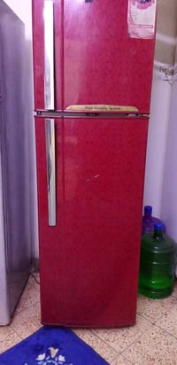 حي العامل شارع ٣٠ • ثلاجة ١٠قدم • ٨مقاعد