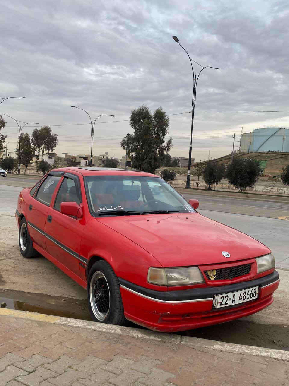 ئۆپڵ ڤیکترا مۆدێل 1991
مەکینە18 گێڕ عادی
ڕەقەم هەولێرە و سەنەوی 1ساڵ بەسەچووە 
شەرت تەحویل 
دەفتەر بەنزینی هەیە 
نرخ 54

***********  واتسئاپی لەسەرە
