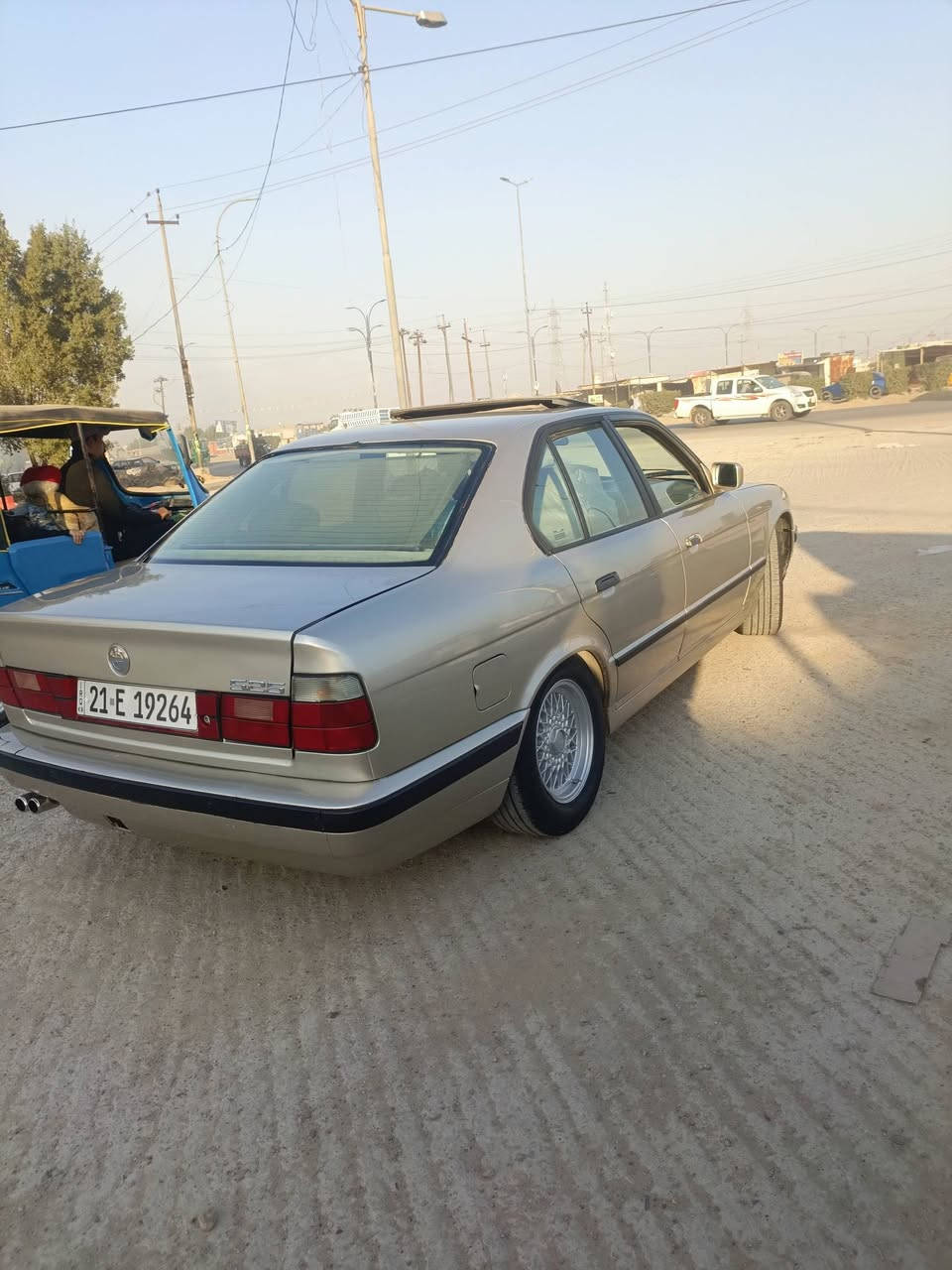 السلام عليكم بي ام 525 موديل 91سياره جديد ومكينه28 فانوس سياره جاهزة رقم سليمانيه بسمي رقم جديد سعر 75 للاستفسار ‏‪***********‬‏
