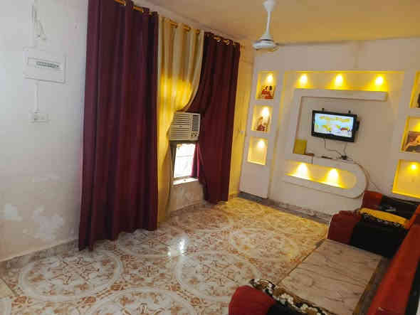 السلام عليكم دار للبيع في الحي العسكري مقابل جامع المتقين ثاني بيت عن الشارع العام مساحه 240متر طابو صرف بناء طابوق وسقف صب البيت مطلوب مبادره 
السعر الكلي 105مليؤن مقدمه 17 مليؤن والباقي للدوله قسط شهري438الف  الدار مطلوب 87مليؤن للمصرف يسدد قسط وتحويل مباشر مع تغير كفيل 
***********
