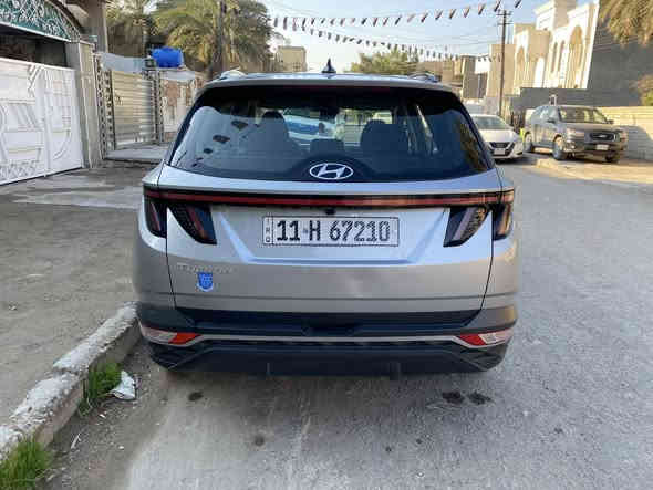 السلام عليكم 
توسان 2023 وارد امريكي 
مواصفات :
بصمه
شاحن لاسلكي 
دخول ذكي 
صندوق كهرباء
الشاشة كار بلي 
شاشة كامرة خلفية 
رادارت 360 درجة
 تدفئة بالكشنات 
تبريد قطعتين 
وضعيات قيادة
هاند بريك دگمة
اوتو هولد 
خاصية إطفاء المحرك بالازدحام
خاصية النزول من المنحدرات
مثبت سرعه ومحافظة على المسار 
تشغيل عن بعد 

ماشية  55 الف ميل
صور الحادث بالمنشور مبدل جاملغ وبنيد
طاك ايرباك ستيرن فقط
للاستفسار ***********
السعر 195 وبيها مجال 
الموقع بغداد حي اور
