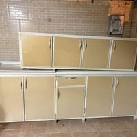 خزانة • أثاث