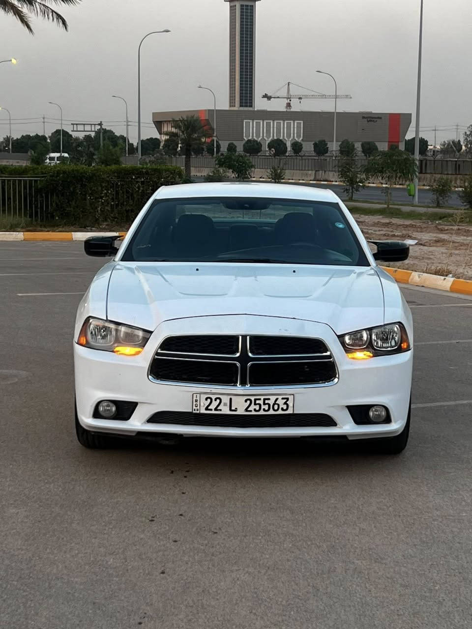 سلام عليكم
جارجر الون ابيض
موديل 2011
وارد امريكي 
سونار بل منشور
حادث جاملغ وبنيد بدون دواخل
شواصي لغد مكفولات
موصفاته معروفه 
مكينه 3600
بصمه  
كير عصه المرغوب
بصمه ابواب 
تشغيل عن بعد 
كشن كهرباء 
شاشه صغيره 
حساسات 
قطعتين تبريد 
تحكم استيرن جهتين 
منضومه زنون 
تخم تاير 
انضمه قياده 
حداديه صدر كله جديد
تبريد ثلج 
گير ومكينه مكفولات 
السياره جاهزه للاخير 
مابيها كل نقص 
رقم ربيل
هزه جديده 
تحويل مباشر 
تريد تحويل او وكاله
مكاني بغداد 
سعر 138 او بيهه مجال
ه‍ ‭***********
