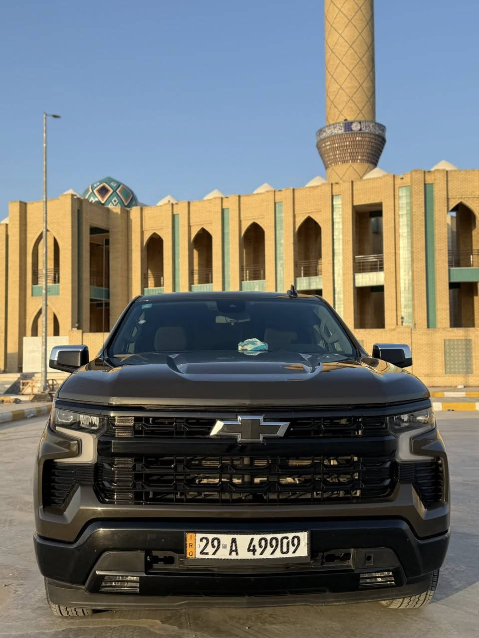 السلام عليكم
شوفرليت سلفرادو 
‏2023 LT
مرقم وكامل
2700 توين تيربو
ماشية ٢٦ الف
دشبول وبجم تاهو
كير تعليك

كشن كهرباء
كشنات تدفئه
رادار خلفي
رادار امامي
 تحكمات ستيرن
مثبت سرعه 
تحديد مسار
لايت زنون
الحادث تبديل بنيد فقط الراديترات نفسهن
*********** 
سعر ٢٨٠ الشراي يدلل لتفاوض 
مكاني واسط
