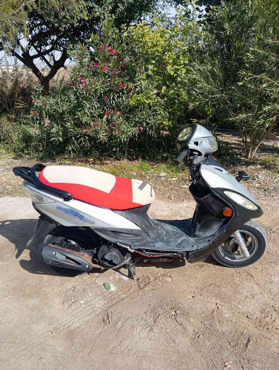 سلام عليكم دراجه كامكوg4 مفتوحه مره وحده مراوس او بيع السعر 400بيه مجال


**إذا كنت صاحب هذا الإعلان وتريد حذفه لأي سبب، رجاءا أرسل رسالة إلى الدعم الفني**