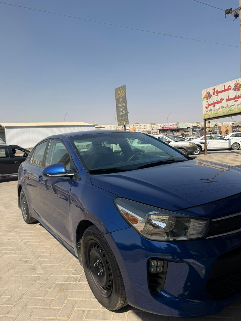كيا ريو فئة S موديل 2019 وارد امريكي حادثها دعاميه اماميه 
 فقط ماشية 85 الف كير at السياره جديدة على ايدي مكينة 1600 رقم الهاتف ***********
