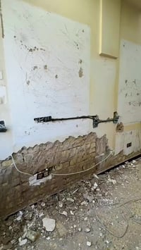 محل كامل للبيع التواصل خاص و واتساب ٠٧٧١٨٦٦٥٣٩٢ العنوان الدوره شارع ال...