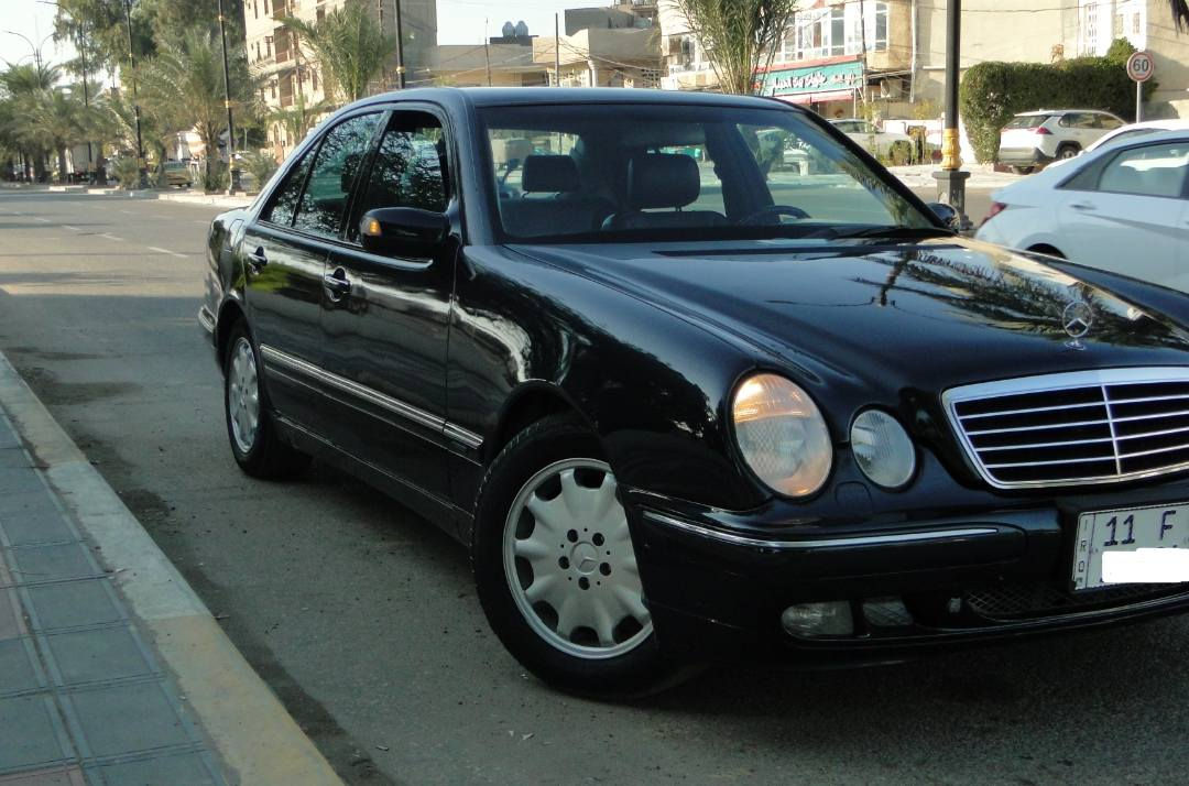 Mercedes-Benz ((W210)) E320  
مديل 2000
            ((ام عيون))

-------------------------------------
#السعر : اتصل وتدلل أو خاص

#للاتصال: ***********  متوفر واتساب 

#رقم السيارة : بغداد الدولي

مكان السيارة : بغداد الكرخ
-------------------------------------
سلام عليكم 
 للبيع مارسيدس ام عيون E320موديل 2000 محرك V أفنگارد المرغوب رقم بغداد الدولي باسمي سيارة وارد الماني  مكفولة بيهة صبغ عام وصور قبل الصبغ موجوده وللعلم السياره بعدها ممبولشه
تفاصيل سيارة 
1_ بصمة⁩
2_محرك  +كير  مكفولات ⁦⚔️⁩
3_تبريد قطعتين+❄️⁩
4_كروز سرعة🔒 
5_ داخل جلد اسود  ⚔️⁩
6_مراية داخلية+جانبية عاكسة ⁦🔍
7ــ تحكم مقاعد كهرباء 
9_انظمة قيادة  +سبورت + طبيعي 
10_انارة ترحيب💡 خارجية وداخلية ⁦⚔️⁩
11_شاشة اعطال
12-ستيرن كهرباء  
13_ويل بلادي
14_جام ازرق بلادي ⚔️⁩ 
15_صدر امامي +خلفي جديد 
16_فتحة سقف كهرباء 
17_لايت زنون  ناصي
18-تجاوي كهرباء

  
 
-------------------------------------
