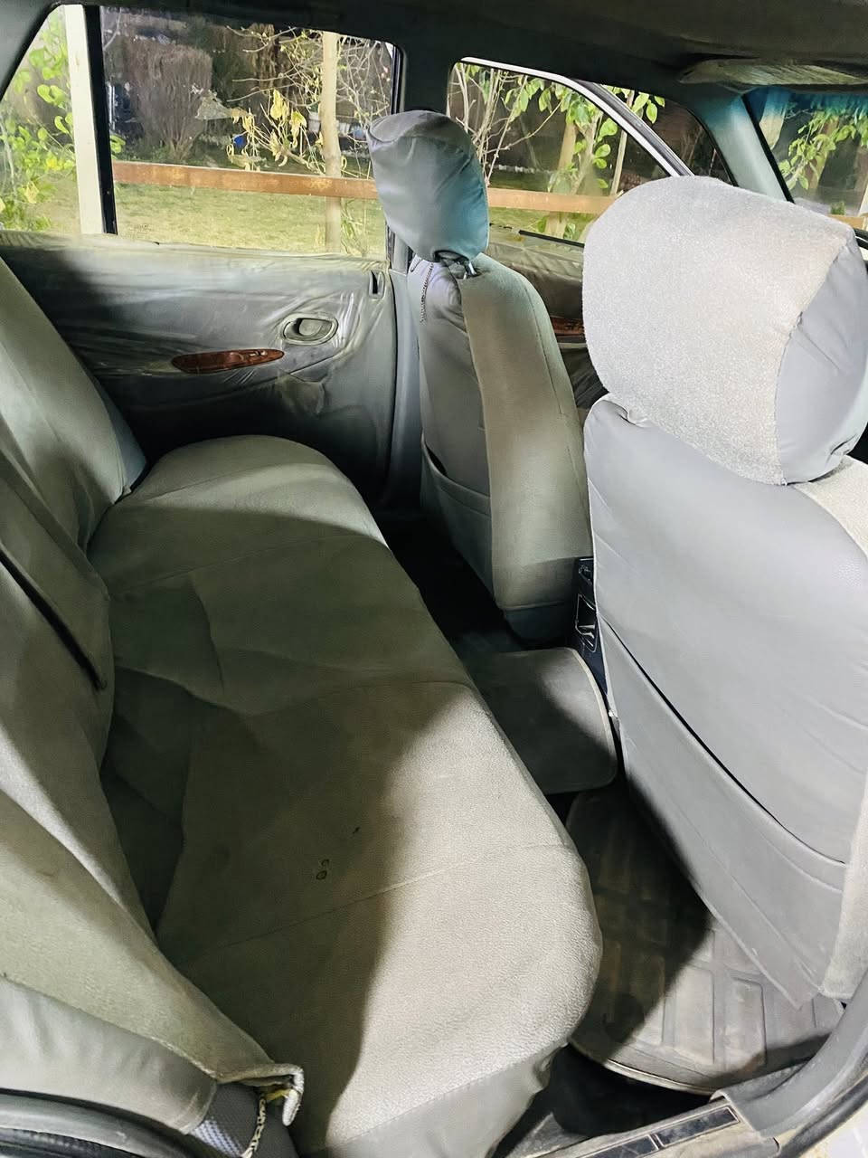 السلام عليكم دايو فراشه للبيع كلها شغاله نكره سلف جوم اوتو داخله حيل نضيف محرك  كير شرط 
تحويل مشروع وطني شرط التحويل  

السعر 26 وبيها مجال شي قليل
*********** 
السنويه تسقط ب2027
