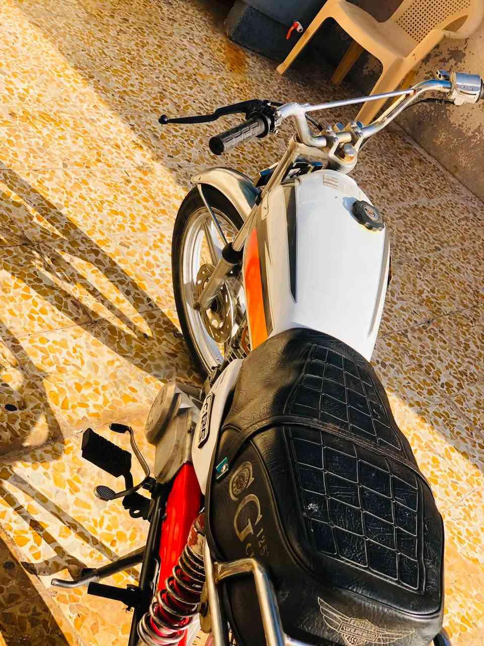 السلام عليكم دراجه بارت اربعه گير
شرط شلعه ومعدل تواير جدد قبل سبوع شاهدهن تانكي جديد كشن جديد سعر 220 وبيها مجال مكاني ايسر حي عدن ***********

