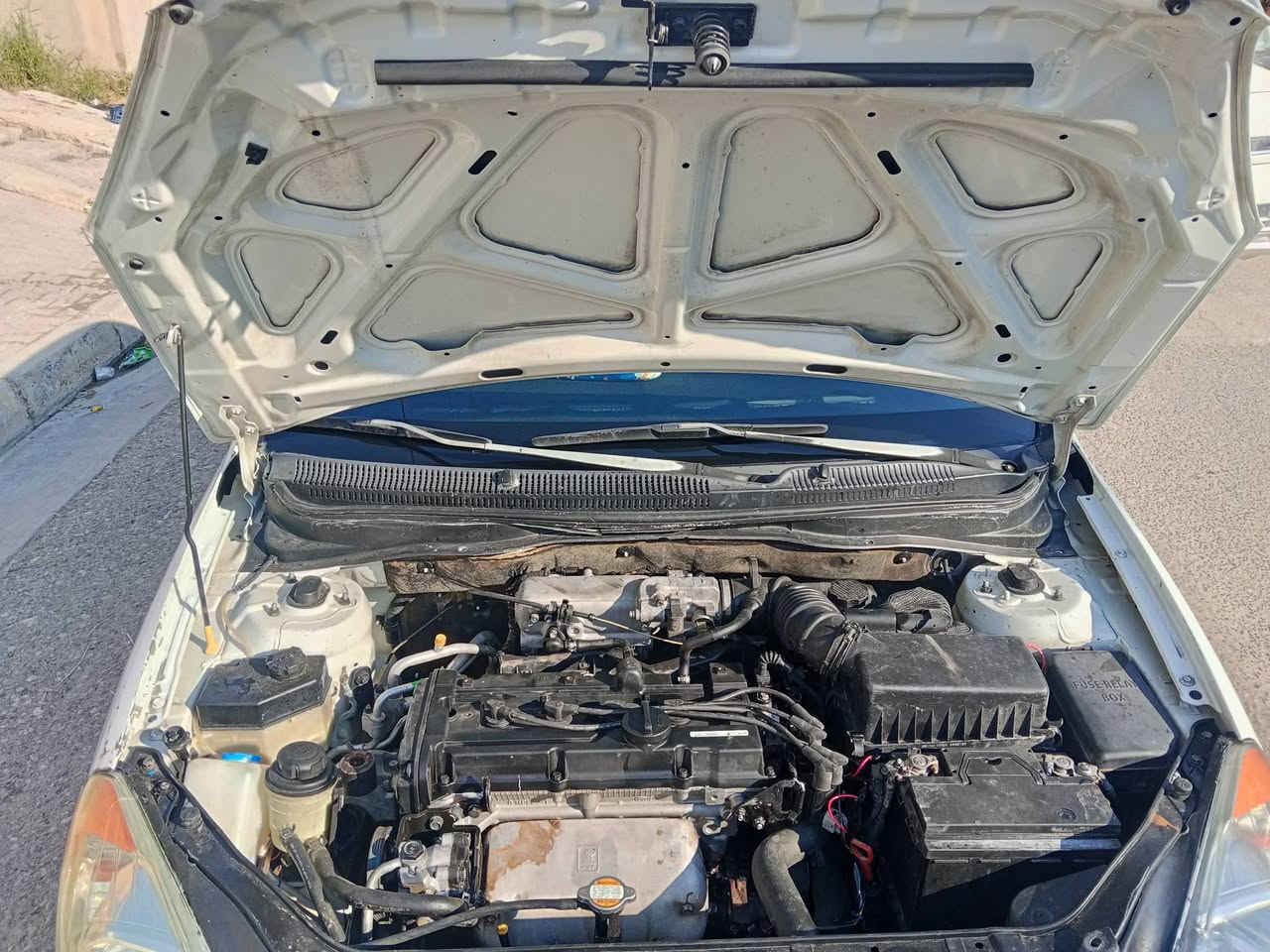 للبيع اكسنت خليج 2010 (سعر سياره 70بيها مجال بسيطه
بيها 3قعطه صبغ بدون ضربه 
محرك بيها خيط تبخير قليل بدون تنقيص محرك 1400 
سياره مابيها نقص شي كهربائية شغله كله تبريد ثلج 
تدفه شغله 
سياره شاشة 
تخم تير 
صدر 
كير مابيها شي 
مكان سياره هيت 
تتصل ع رقم 
*********** تتصل لو واتساب
