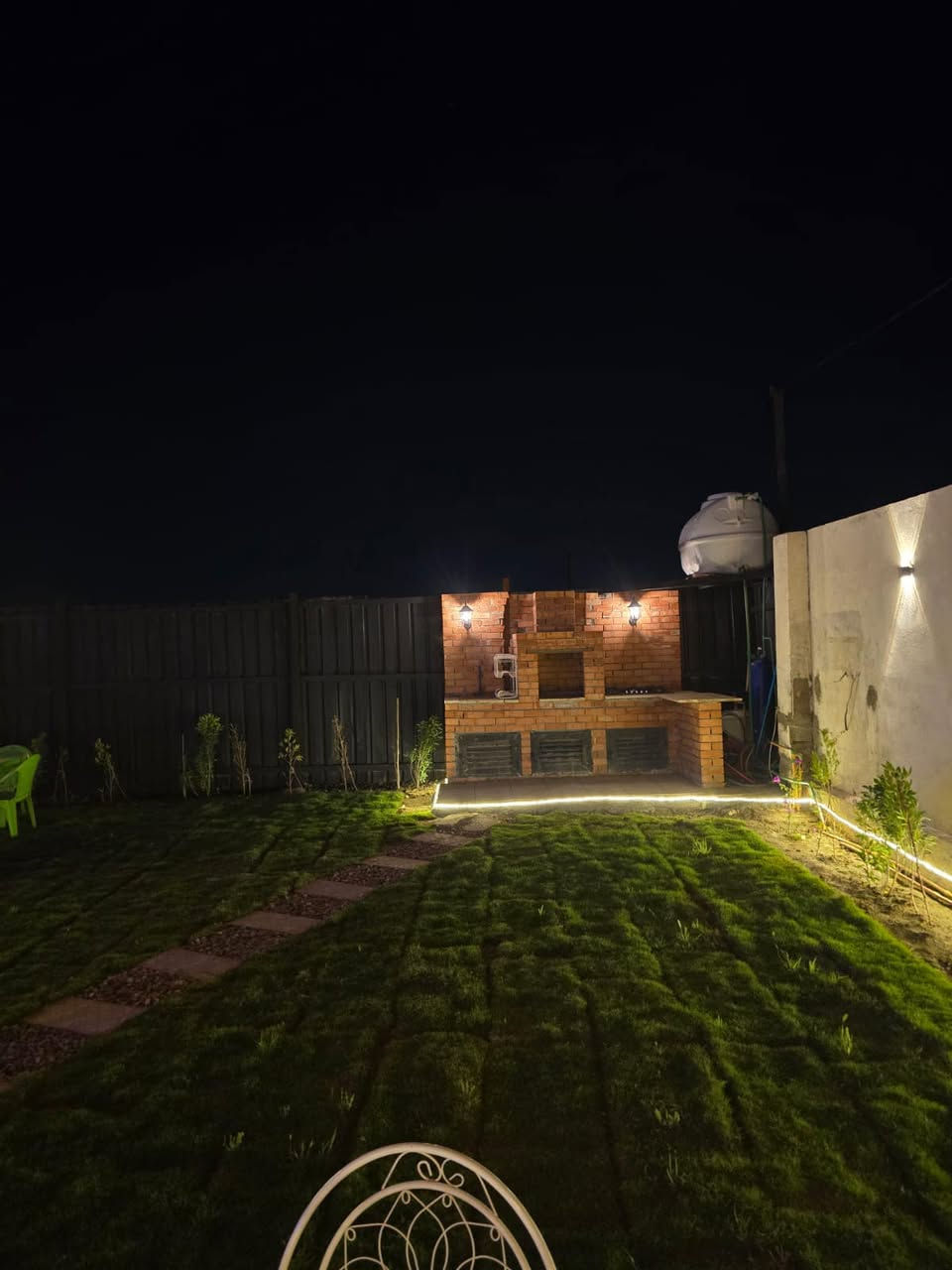 سلام عليكم 💥
مزرعة الكوخ : للايجار اليومي 🏕️🌠يوجد حجوزات طول ايام الاسبوع🔥☀️

عنوان المزرعه📍 بغداد الدوره البعيثه

للحجز والاستفسار ع الارقام التاليه ***********
