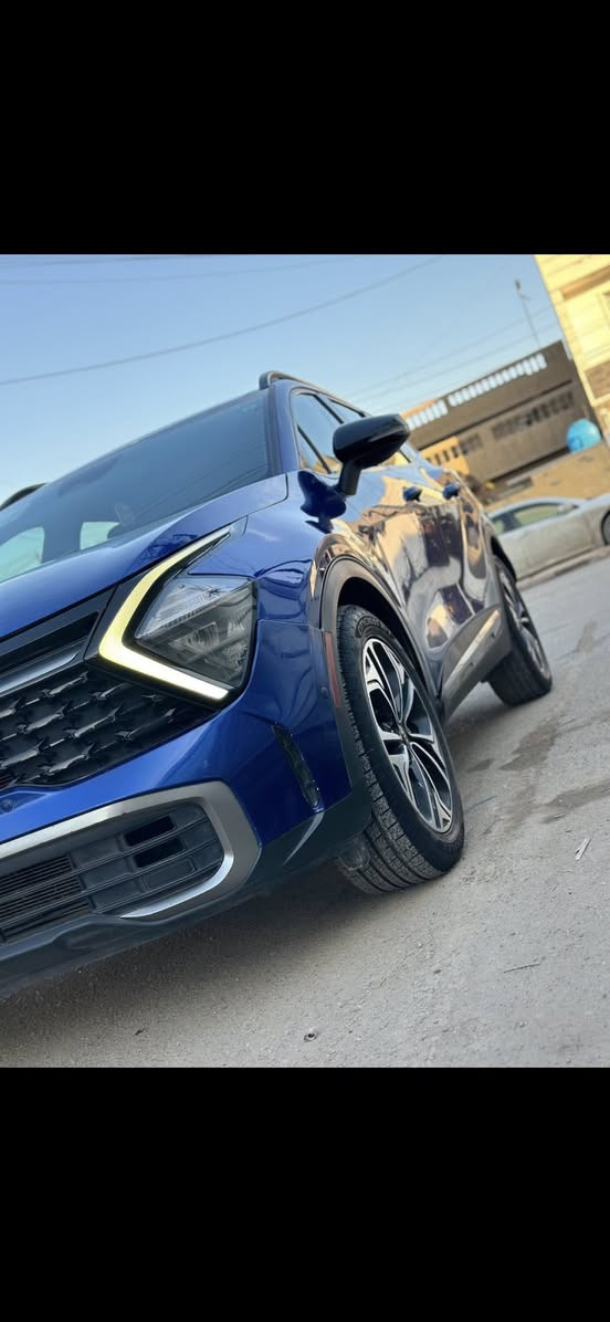 للبيع كيا سبورتج( X_line) 2023 
فول 1/1  برستيج اعلى مواصفات 
عداد المسافات  40
السيارة مرقمه بغداد جديد
المواصفات:-
1- بصمه ابواب وتشغيل عن بعد و رادار امامي 
2- بانوراما 
3-كشنات حلد 
4- شاشه كبيره لمس و عداد ديجيتال 
5- محرك 2500
6- حساسات وتحكم ستيرن
8- لدات امامي خلفي 
9- اطفاء ذاتي 
10- تشغيل كاميرا 
11- تبريد قطعتين  بيانو و كشنات تدفئه
12- ارباكات عدد 10
13- خمس وضعيات قياده (سمارت- سبورت- اقتصادي-ثلجي - اعتيادي)
14- كير 8 سرعات
15- اشاير بل امري 
17- شحن واير ليس و كرسي السائق  كهرباء   
سونار مرفق بل منشور 
العنوان بغداد مشتل حي معلمين
السعر 173 $ وبيه مجال 
———————————————————————
الاتصال***********
***********
