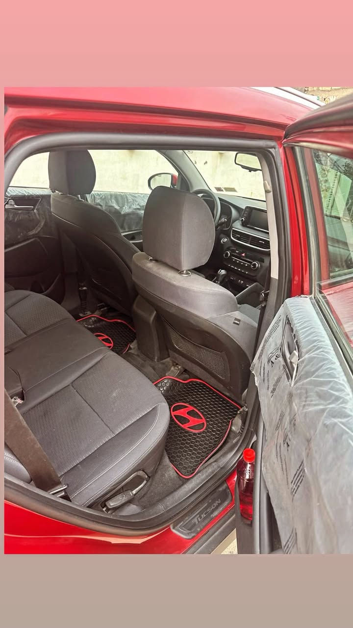 توسان 2021 ماشية 72 مارونية وارد امريكي للبيع 

***********
