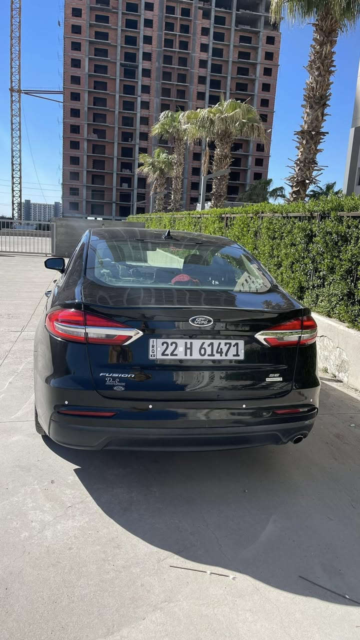 للبيع ford fusion
موديل : 2020 
مواصفات : SE 
المسافة المقطوعة  : 95000 MI
رقم اربيل الجديد هزة فحص سنوية جديد
 بجم كبس   جميع ايرباكات سليمة 
صبغ 3 قطع صبغ 1 امريكا 2 بالعراق 
شاملخ خلفي وباب 
سعر : 11,800
مكان التواجد اربيل 
للتواصل : ***********
