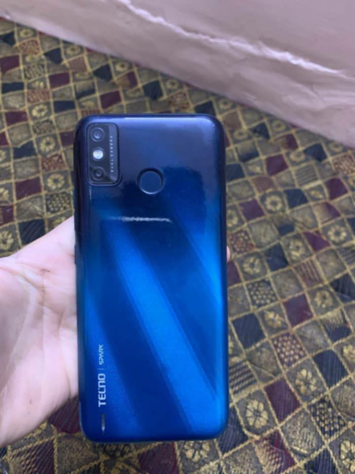 السلام عليكم تكنو سبارك 6 بطاريه 5000 ذاكره 64 رام 4 شحن تايبسي سيم كارت شغال بصمه شغال تصوير حلو ومرتب جهاز مال بيت ع ايدي خالي من اي عيب مجرد شاشته الاصليه مبدله غير هاي ماكو تاخذه من ايدي وتفحصه كدام عيونك سعره 55 وبي مجال بسيط للشراي.


**إذا كنت صاحب هذا الإعلان وتريد حذفه لأي سبب، رجاءا أرسل رسالة إلى الدعم الفني**